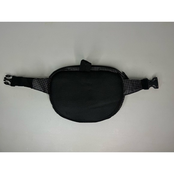 Fanny Pack Waist Bag Men Women Hip Belt Sport Travel Basic Carrying Bag - New - Picture 3 of 9